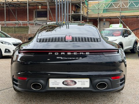 Porsche 911 CARRERA 4S PDK 5