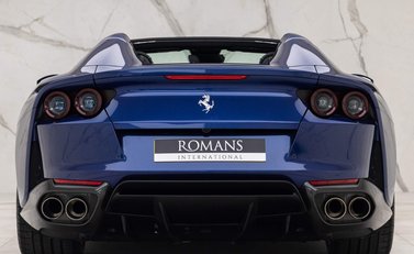 Ferrari 812 GTS 19
