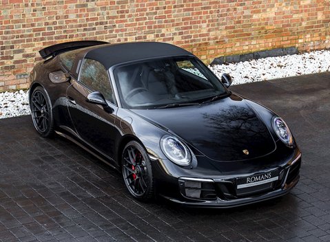Porsche 911 Targa 4 GTS (991.2) 24