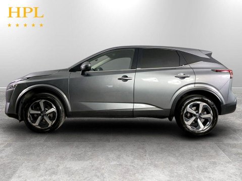 Nissan Qashqai 1.3 DIG-T MHEV N-Connecta SUV 5dr Petrol Hybrid XTRON Euro 6 (s/s) (158 ps) 4