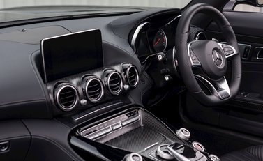 Mercedes-Benz Amg GT GT Roadster 17