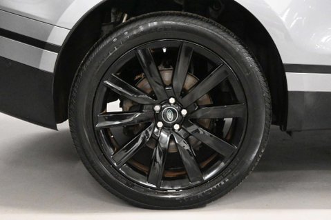 Land Rover Range Rover Velar 2.0 Range Rover Velar R-Dynamic SE D180 Auto 4WD 5dr 30