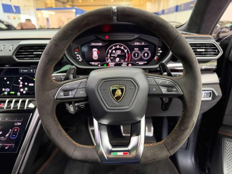 Lamborghini Urus 4.0 V8 BiTurbo SUV 5dr Petrol Auto 4WD Euro 6 (650 ps) 29