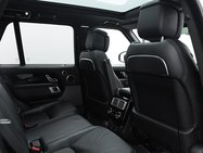 Land Rover Range Rover 4.4 SD V8 Vogue SE SUV 5dr Diesel Auto 4WD Euro 6 (s/s) (339 ps) 3