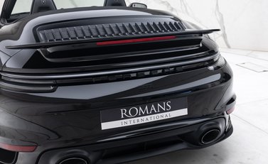Porsche 911 Turbo S Cabriolet (992) 42