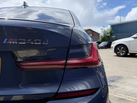 BMW 3 Series 3.0 M340d MHT Saloon 4dr Diesel Hybrid Auto xDrive Euro 6 (s/s) (340 ps) 19