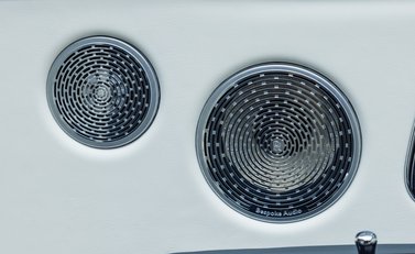 Rolls-Royce Cullinan BLACK BADGE 32