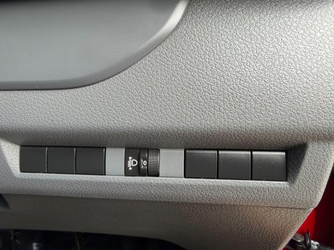 Citroen Dispatch 1.6 BlueHDi 1000 X M Panel Van 6dr Diesel Manual FWD 2 Euro 6 (95 ps) 26