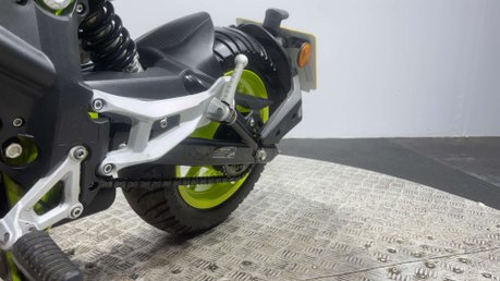 Benelli Tornado TNT 2022 ONLY 1K MINI MONKEY 125CC BIKE NEW MOT SERVICED LEARNER 18