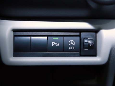 Suzuki Swift 1.2 Mild Hybrid Ultra 5dr 19