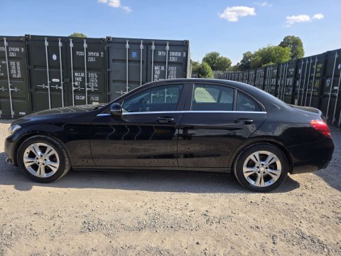 2016 Mercedes-Benz C-Class thumbnail 6