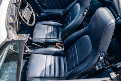Porsche 911 3.2 Classic Carrera Cabriolet 2dr Petrol Manual (231 bhp) 29