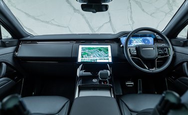 Land Rover Range Rover Sport D250 Edition 27