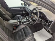 Porsche Cayenne 4.0 Cayenne T S E-Hybrid Auto 4WD 5dr 31