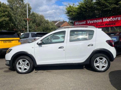 Dacia Sandero Stepway 1.5 dCi Laureate Euro 6 (s/s) 5dr 9