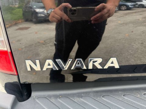 Nissan Navara 2.3 Navara Tekna dCi Auto 4WD 5dr 53