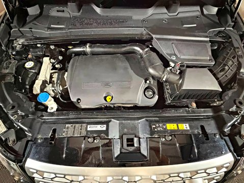 Land Rover Discovery Sport SD4 HSE 11