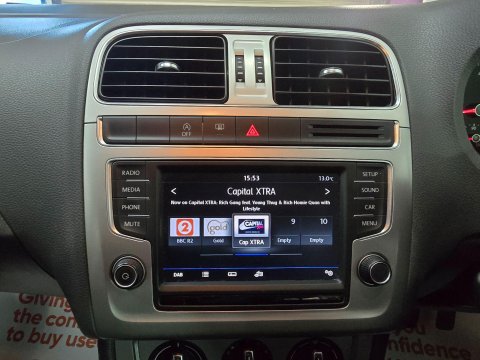 Volkswagen Polo 1.0 TSI BlueMotion Tech BlueMotion Euro 6 (s/s) 5dr 24