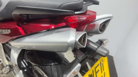 Aprilia Shiver GT 2011 ONLY 20K 1 OWNER NEW MOT VERY CLEAN SUPERMOTO 750CC 38