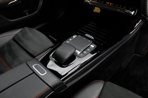 Mercedes-Benz A Class A 250 E AMG LINE PREMIUM PLUS 37