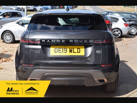 Land Rover Range Rover Evoque 2.0 Range Rover Evoque R-Dynamic SE D Auto 4WD 5dr 4
