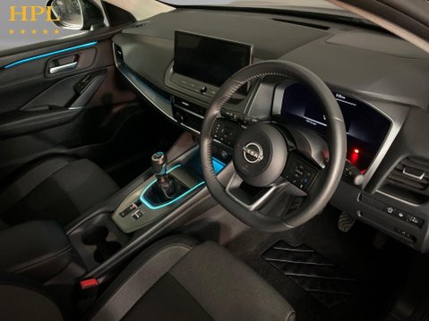 Nissan Qashqai 1.3 DIG-T MHEV N-Connecta SUV 5dr Petrol Hybrid Manual Euro 6 (s/s) (140 ps 12