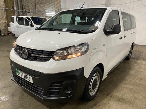 Vauxhall Vivaro Life COMBI L 1