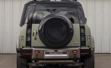 Land Rover Defender 110 X P400 5