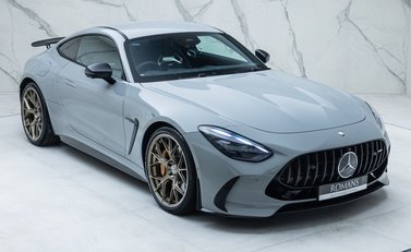 Mercedes-Benz Amg GT 63 LAUNCH EDITION 11