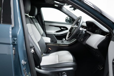 Land Rover Range Rover Evoque 1.5 P270e 12.17kWh Autobiography SUV 5dr Petrol Plug-in Hybrid Auto 4WD Eur 5