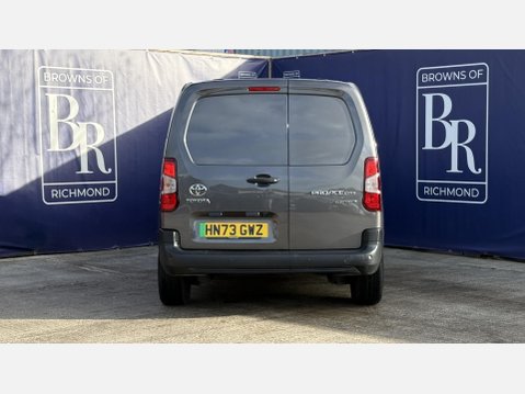 Toyota Proace City 50kWh Icon Short Panel Van 5dr Electric Auto SWB (7kW OBC) (136 ps) 5