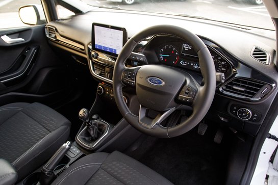 Ford Fiesta TITANIUM MHEV