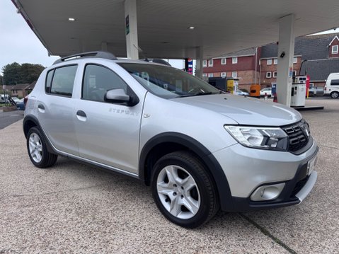 Dacia Sandero Stepway LAUREATE DCI 6