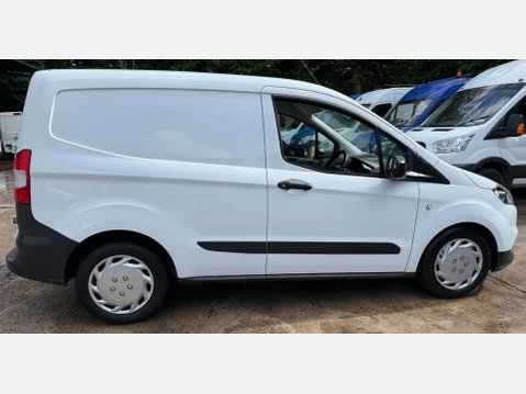 Ford Transit Courier 1.5 TDCi L1 Euro 6 5dr 9
