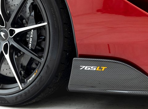 McLaren 765LT 35