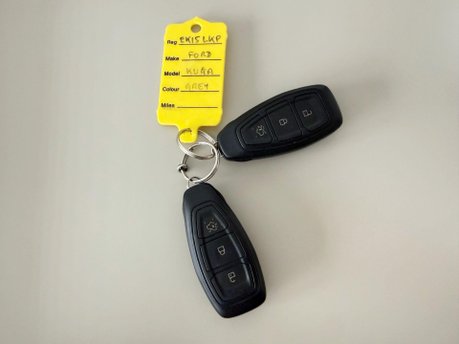 Ford Kuga 2.0 TDCi Titanium 2WD Euro 6 (s/s) 5dr 27