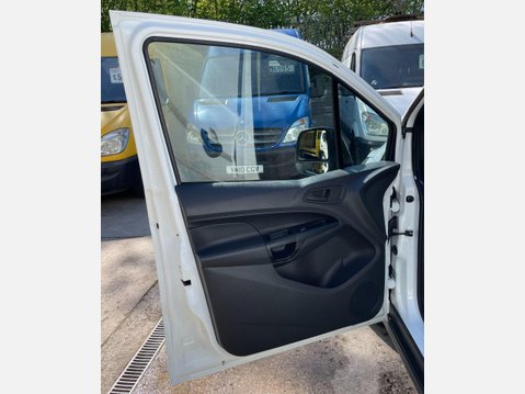 Ford Transit Connect 1.6 TDCi 200 ECOnetic Panel Van 4dr Diesel Manual L1 H1 (109 g/km, 94 bhp) 31