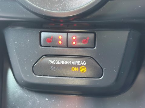Ford Ecosport 1.0T EcoBoost Titanium 2WD Euro 5 (s/s) 5dr 27