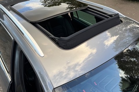 Volkswagen Tiguan R-LINE TDI BMT 4MOTION DSG -RARE LEATHER -DYNAUDIO -TOWBAR -APPLE CARPLAY  23