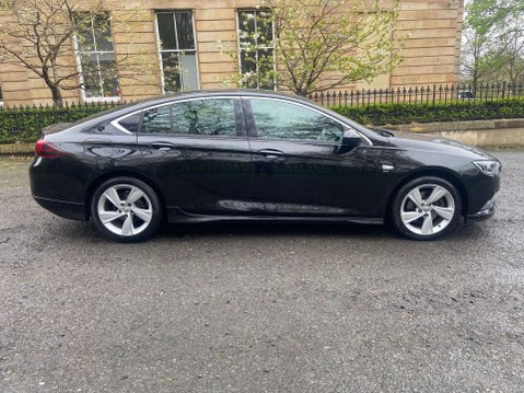 Vauxhall Insignia 2.0 Insignia SRi VX-Line Nav TD 5dr 6
