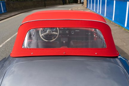 Mercedes-Benz 190 SL 10