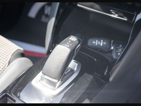 Peugeot 2008 2008 GT EV 5dr 23