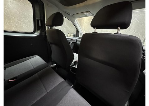 Volkswagen Caddy Maxi 2.0 TDI C20 Crew Van Double Cab 5dr Diesel DSG LWB Euro 6 (s/s) (102 ps) 33
