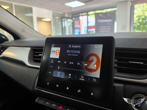 Renault Captur 1.6 E-TECH evolution Auto Euro 6 (s/s) 5dr 37