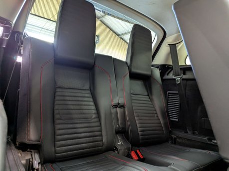 Land Rover Discovery Sport 2.0 Discovery Sport R-Dynamic HSE Auto 4WD 5dr 73