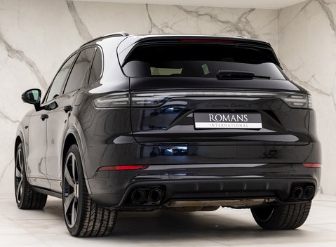 Porsche Cayenne Turbo S E-Hybrid 3