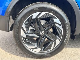 Nissan Qashqai 1.3 Qashqai N-Connecta DiG-T MHEV 5dr 14