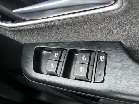 MG ZS 1.5 Hybrid+ SE Auto Euro 6 (s/s) 5dr 14