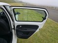 Volkswagen Up 1.0 Move up! Euro 6 (s/s) 5dr 28