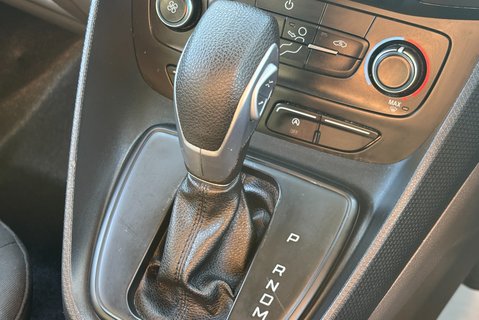 Ford Transit Connect 220 Leader DCIV Selectshift Auto - Sat Nav / 5 Seats / Rear Camera 35